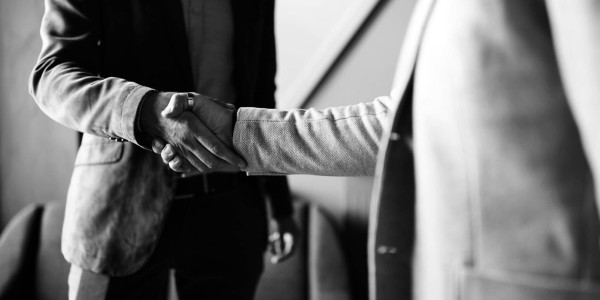 Reagrupación Familiar / Procedimientos Matrimoniales Aguilar de Segarra · Asistencia para Familiares de Residentes Legales en España